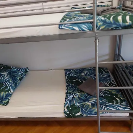 Eleonora Quarto em Acomodações Particulares Split